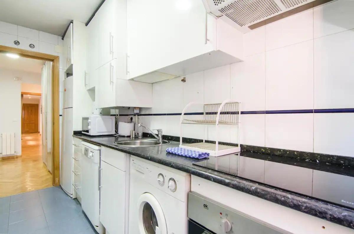 Bright & Spacious- City Center- 2Rooms-2Bathrooms Madri Exterior foto